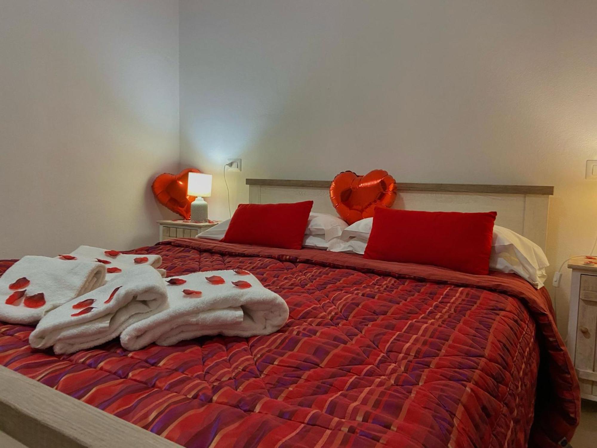 Il Giardino Fiorito Casa Vacanze Alghero Ngoại thất bức ảnh